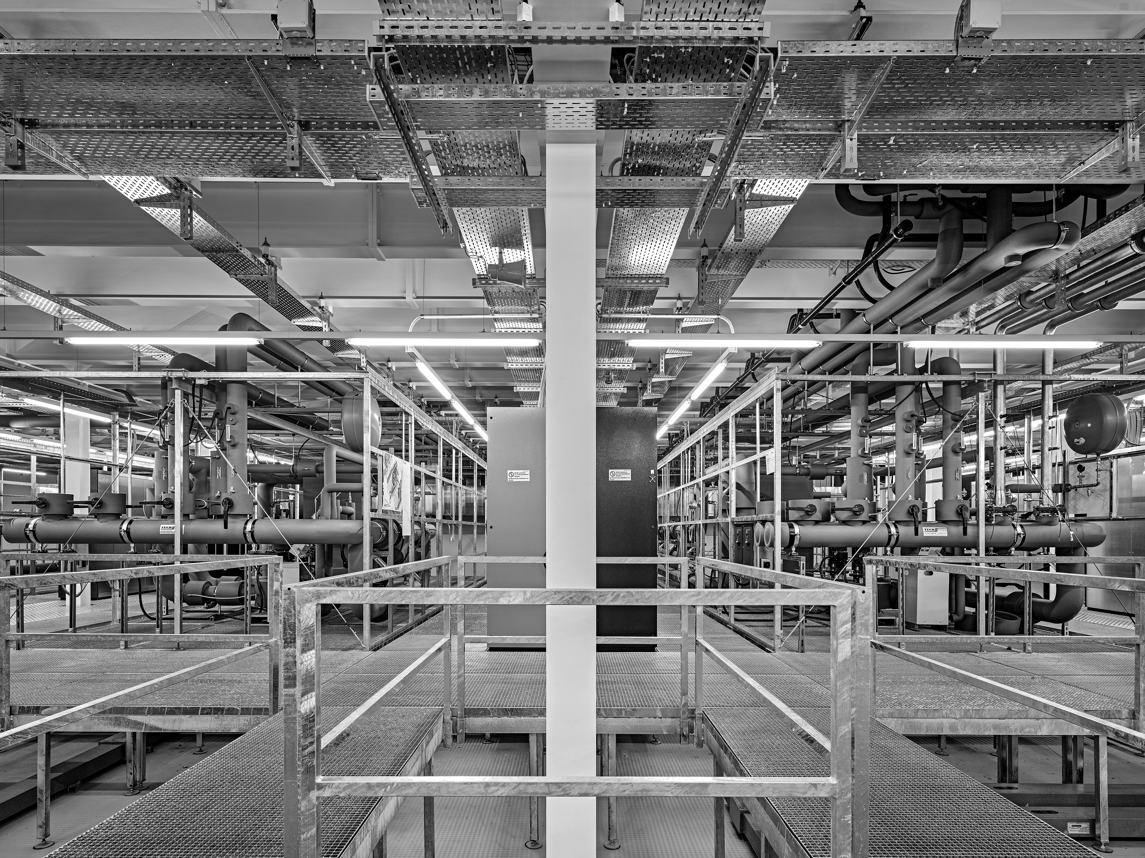 cscs #10, 2025,78 x 104 cm